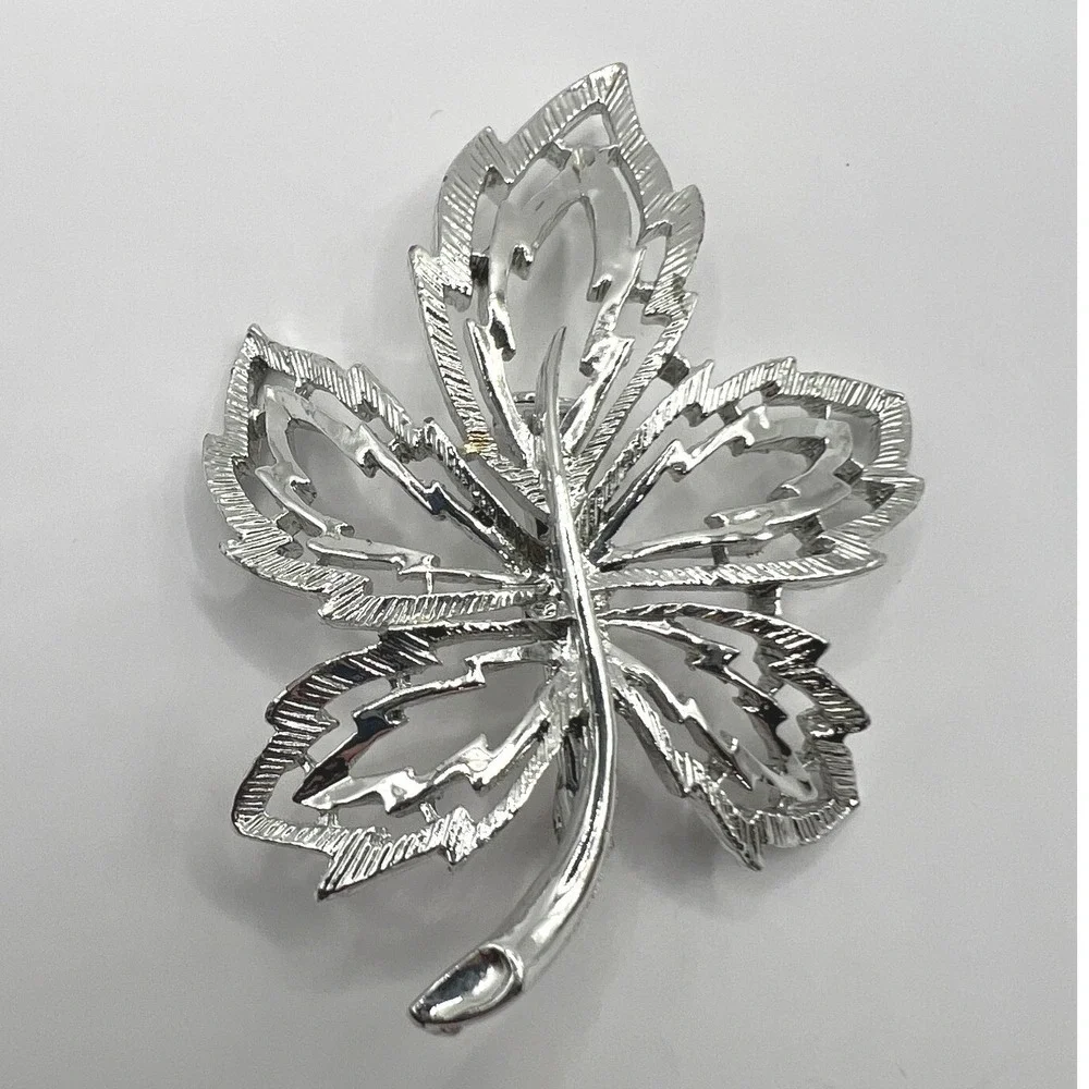 Vintage Leaf Brooch Open‎ Metal Work Brushed Silver Tone Pin